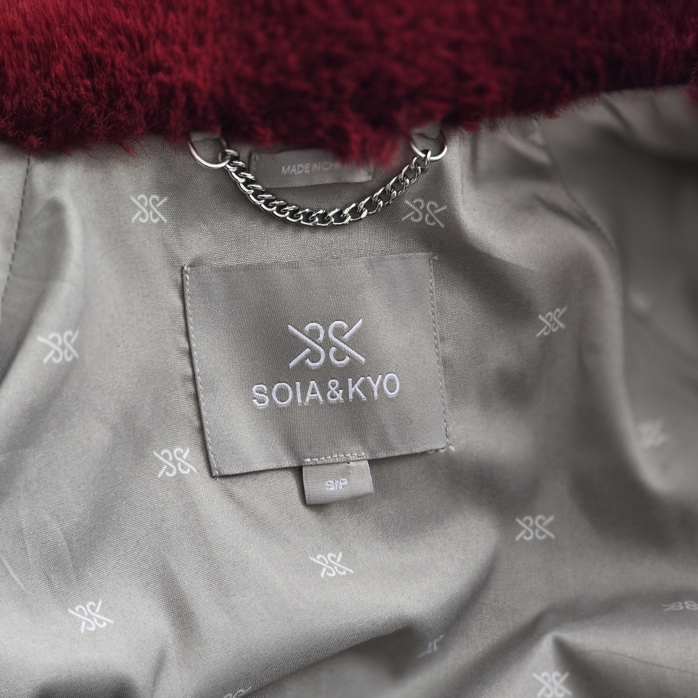 SOIA & KYO Renada Faux Fur Coat in Oxblood Size Small NEW NO TAG - Picture 14 of 14